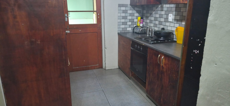 3 Bedroom Property for Sale in Manenberg Western Cape